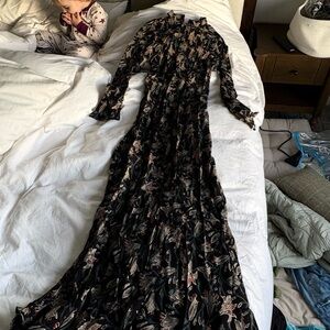 Doen Black and Cream Floral Long Sleeve Dress